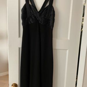 Gorgeous Black Silk Dress - Size 0, Laundry by Shelli Segal